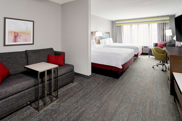 1 King Bed 1 Bedroom Suite (5 of 13)