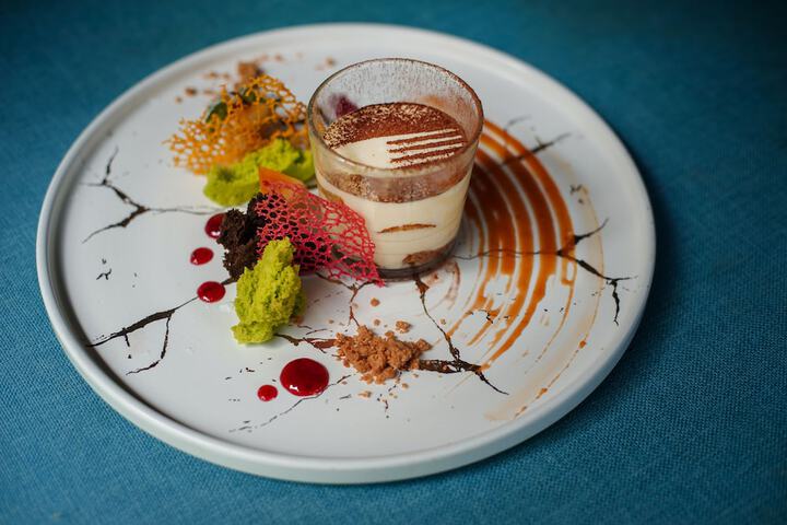 Dining 84 of 119