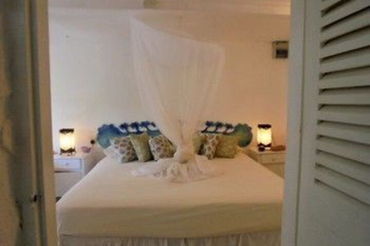 Room 20 of 36