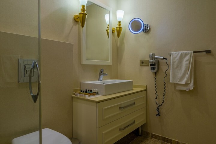Bath Interior