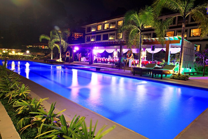 Pools & Facilities