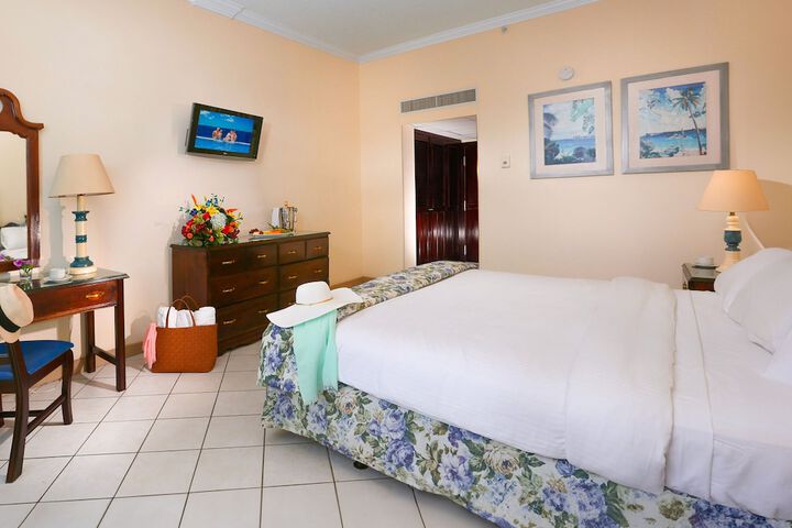 Room 14 of 70