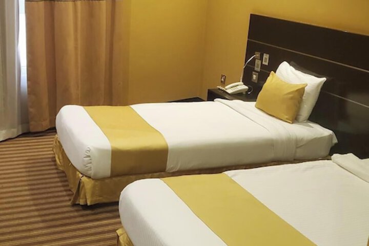 Room 14 of 74