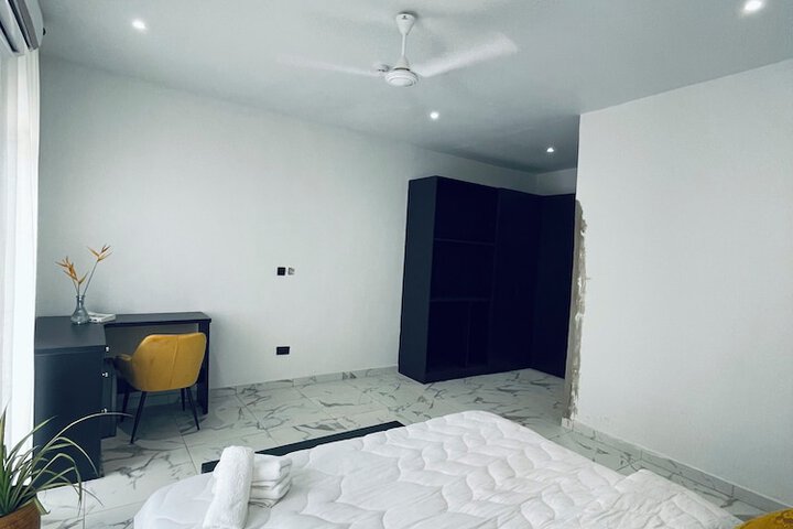 Room 59 of 166