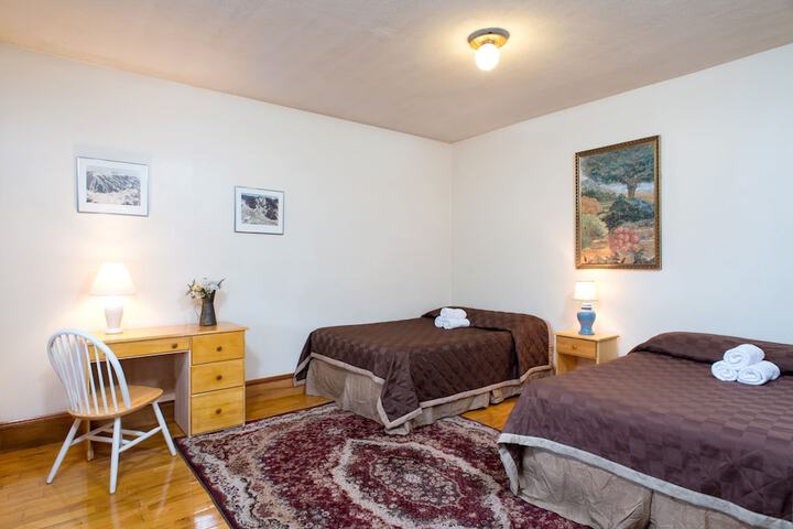 Room 11 of 30