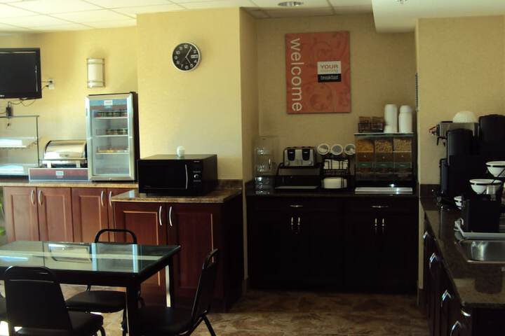 Breakfast area