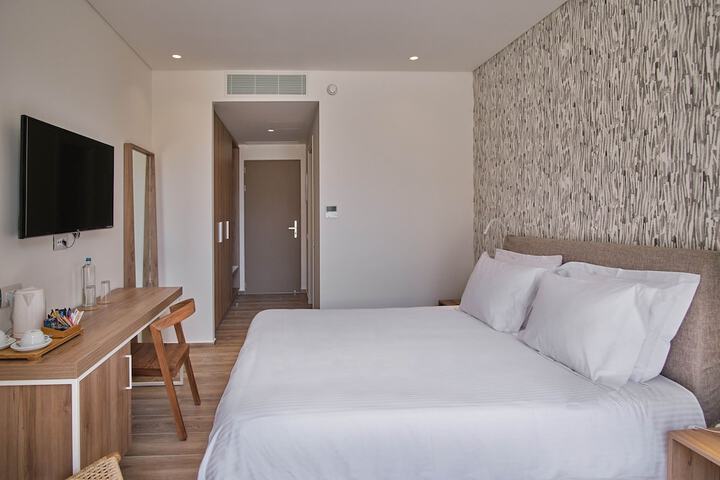 Room 14 of 67