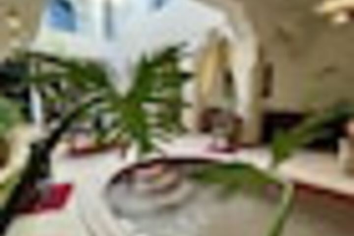 Pool 179 of 435