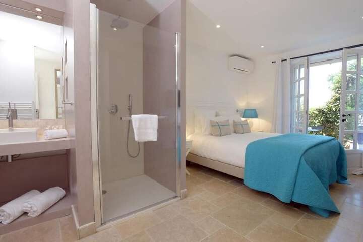 Room 45 of 69