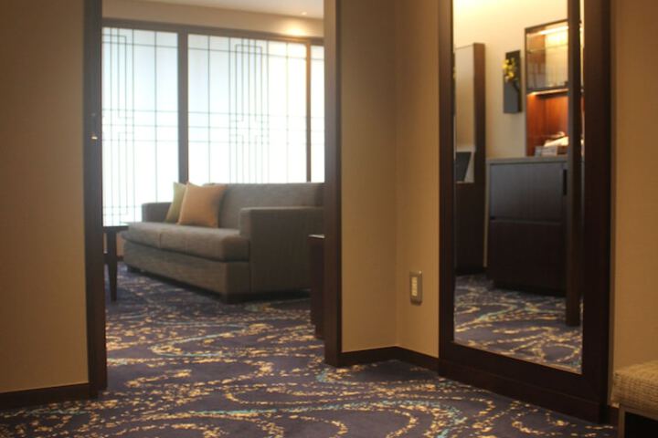 Room 23 of 76