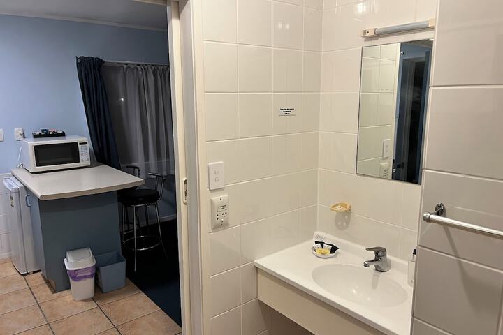 Room 44 of 67