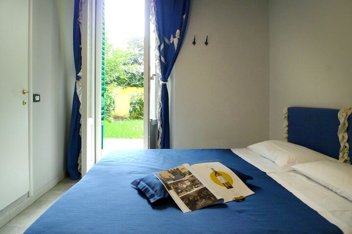 Room 13 of 155
