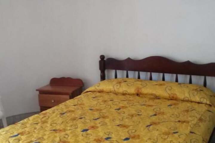 Room 14 of 64