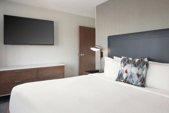 Room 12 of 31