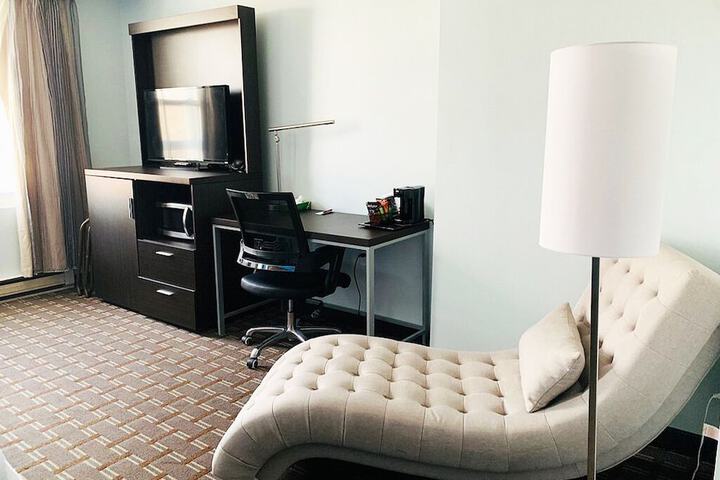 Room 48 of 75