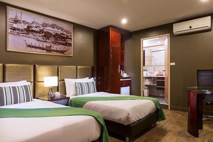 Room 40 of 64