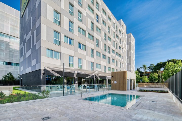 Photo of Holiday Inn Express Madrid Airport by IHG