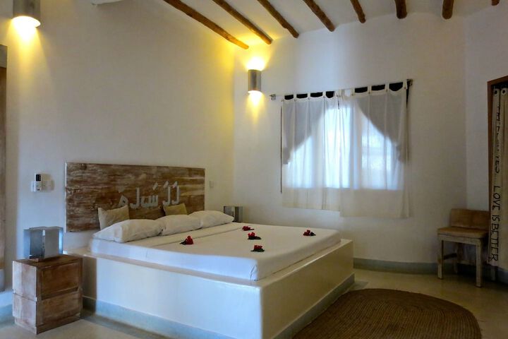 Room 12 of 51