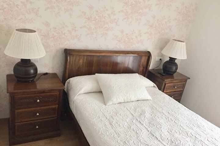 Room 5 of 50