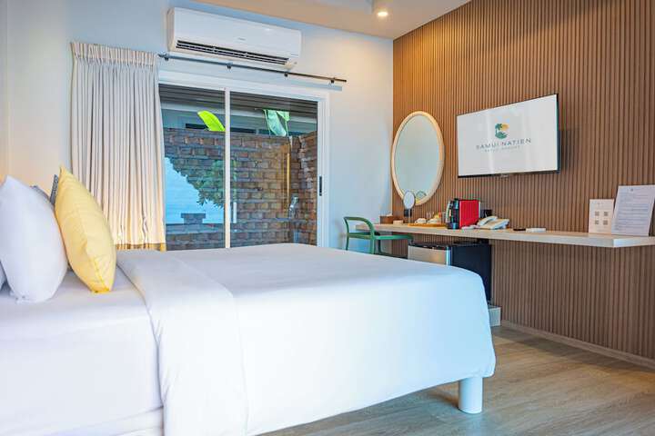Room 53 of 155