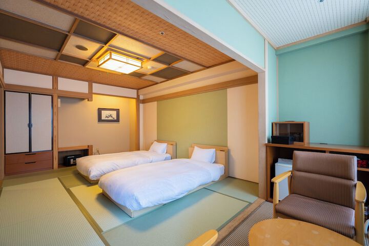Room 15 of 39