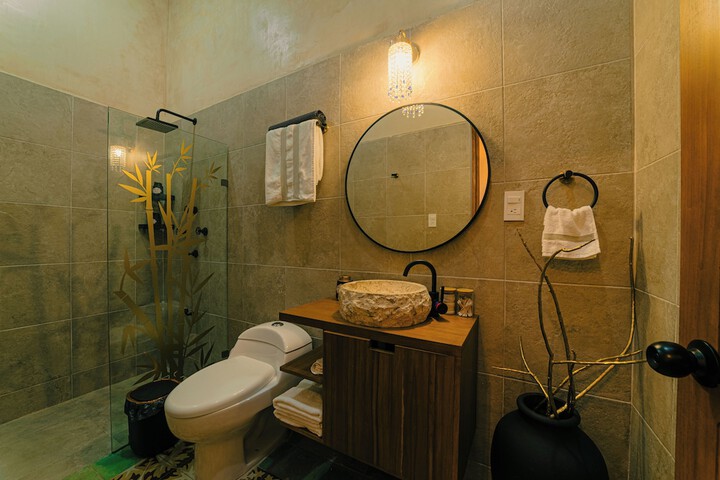 Room 49 of 70