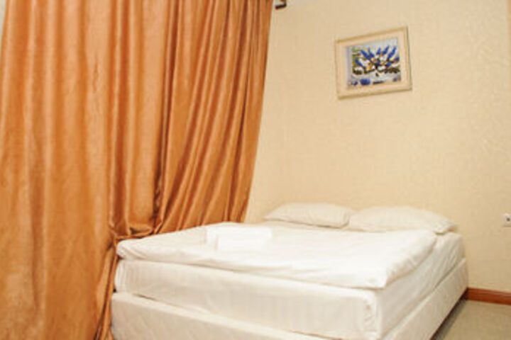 Room 25 of 65
