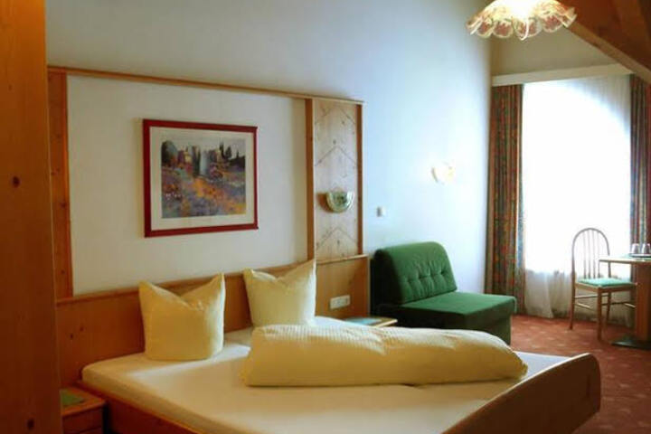 HOTEL GERMANIA