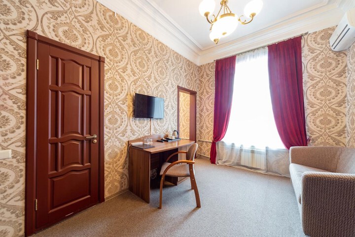 Room 22 of 51