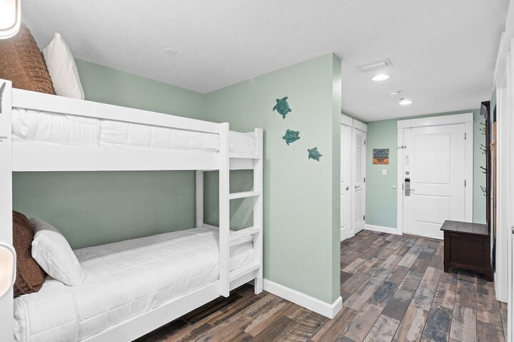 Room 50 of 308