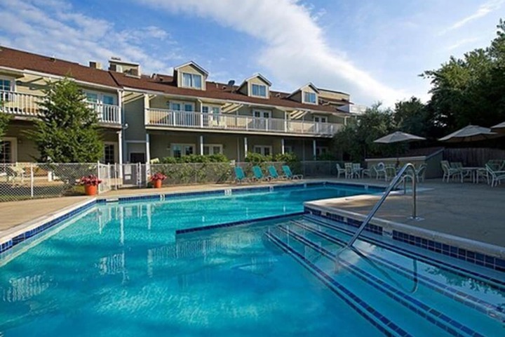Pool 15 of 23