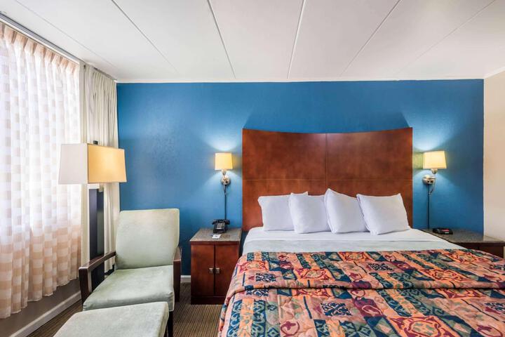 2 Double Beds Accessible Room (5 of 16)