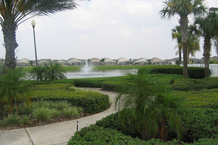 Hampton Lakes 3 Bed Villa in Davenport, FL