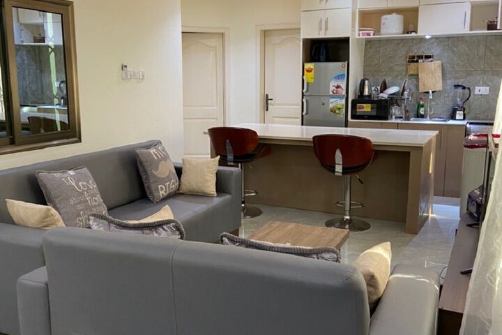 Room 8 of 17