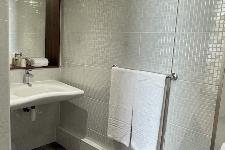 Clean Restrooms