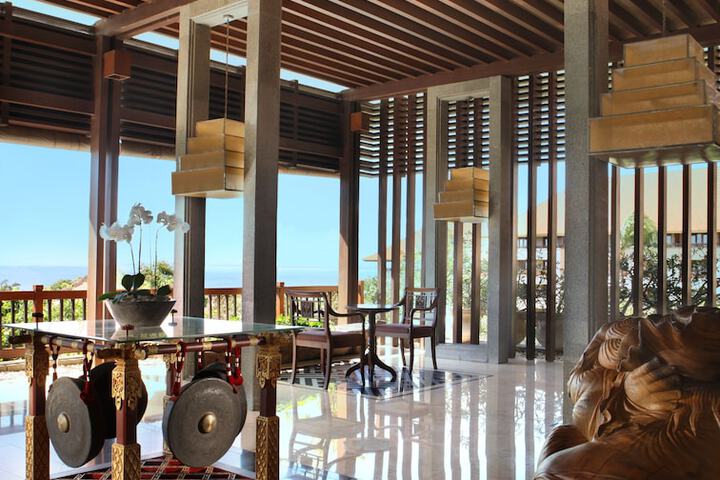 Lobby Entry