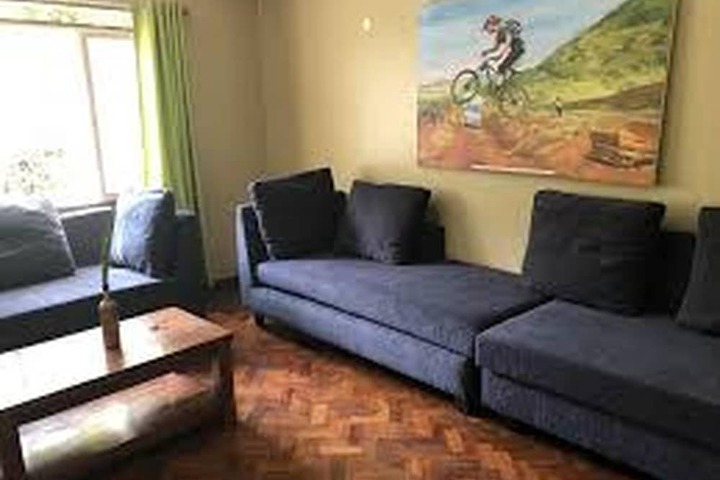 Room 5 of 10