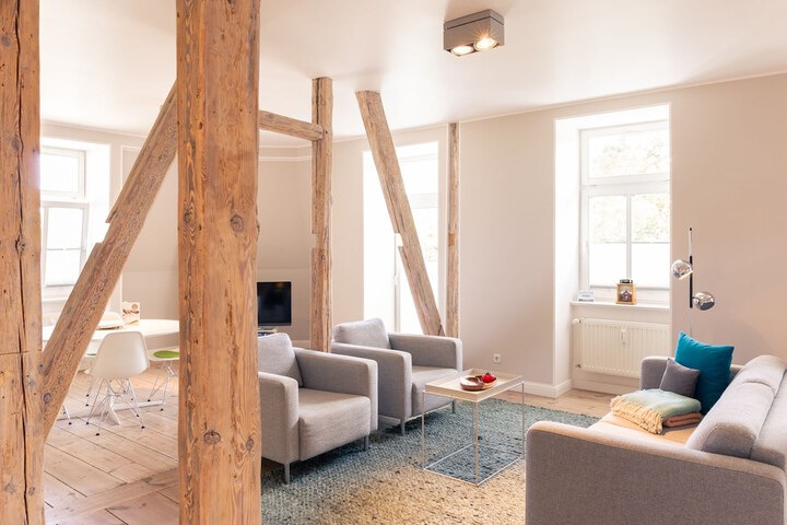 Deluxe Loft with Balcony No. 6,1 Queen Bed and 1 Double Sofa Bed,NonSmoking