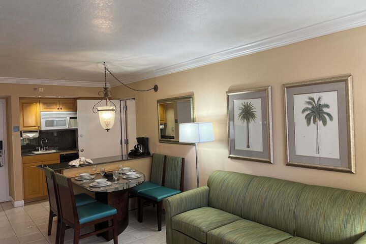 Room 11 of 35