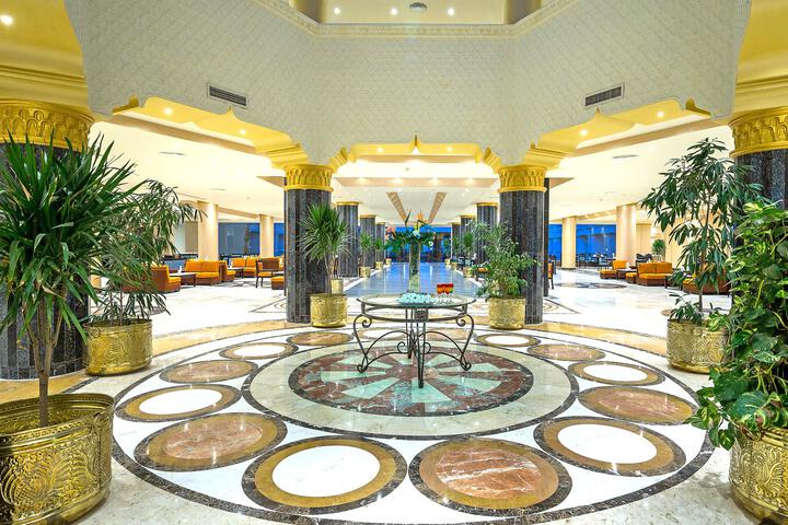 Hotel Entry