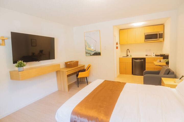 Room 12 of 46