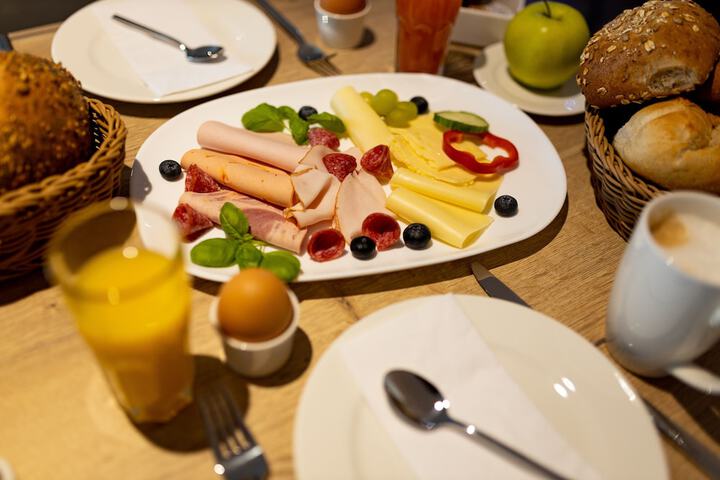 Breakfast/Coffee Service 44 of 58