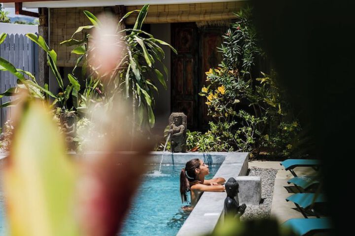 Pool 38 of 71