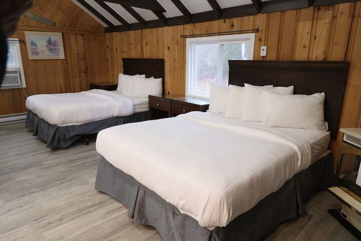 Classic Queen Bed (26 of 63)