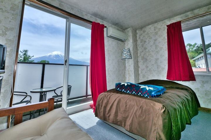 Room 20 of 50