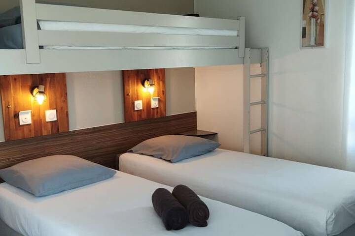 Room 56 of 80