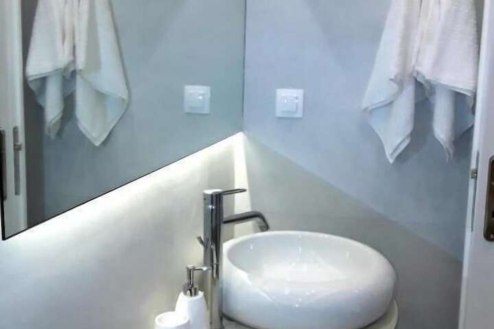 Room 20 of 27
