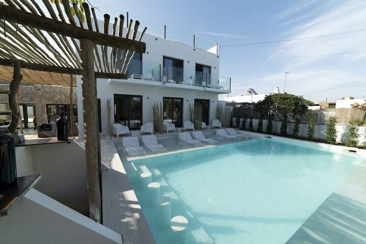 Pool 43 of 57