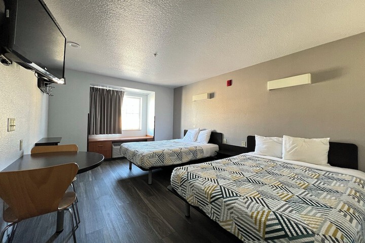Room 15 of 31