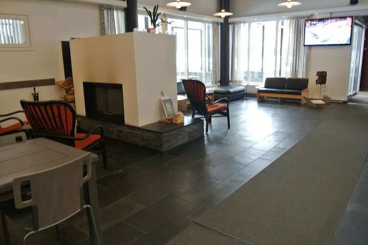 Hotel Interior 4 of 87